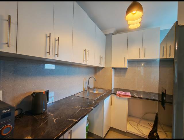 2 BEDROOM APARTMENT FOR SALE IN ESSENWOOD